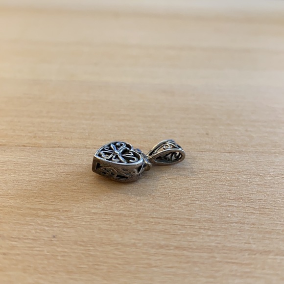 Silver Reversible heart filigree  pendant - Picture 4 of 7